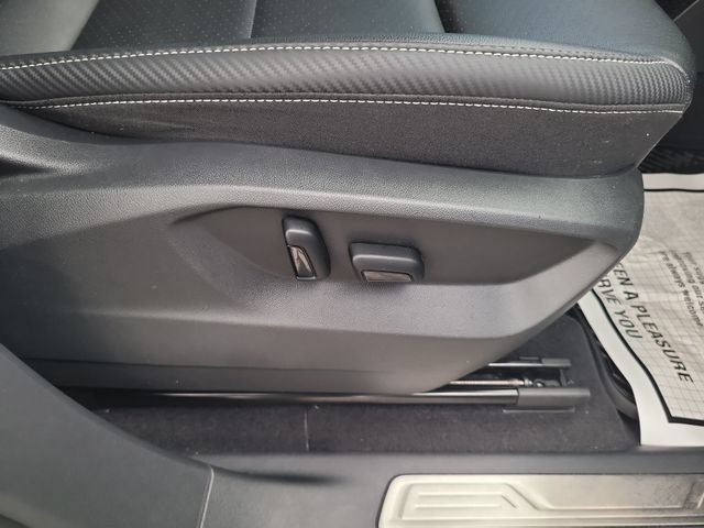 Used 2023 Volkswagen Atlas Cross Sport SEL AWD/4WD image 30