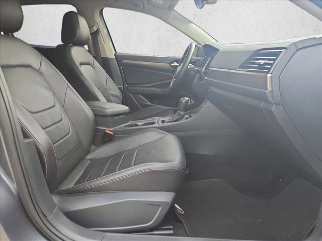 Used 2021 Volkswagen Jetta SEL Premium image 22