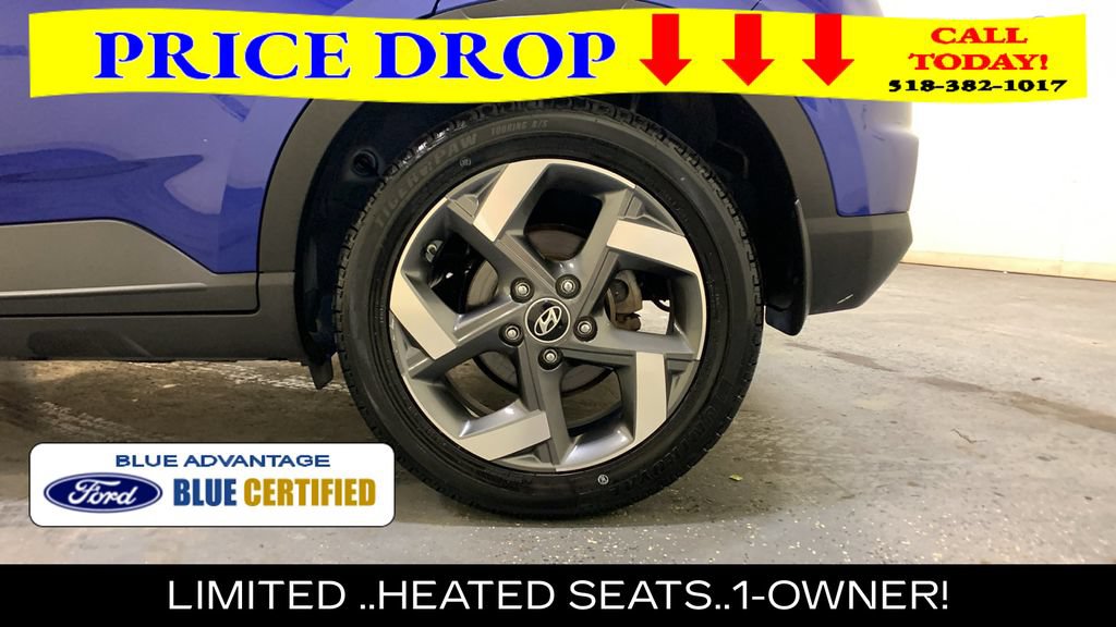 Used 2024 Hyundai Venue Limited FWD image 17