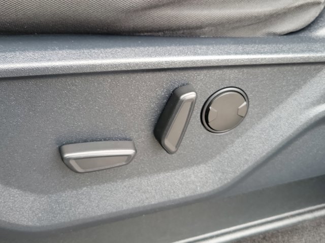 Certified 2023 Ford F150 XLT w/ Equipment Group 302A High image 21