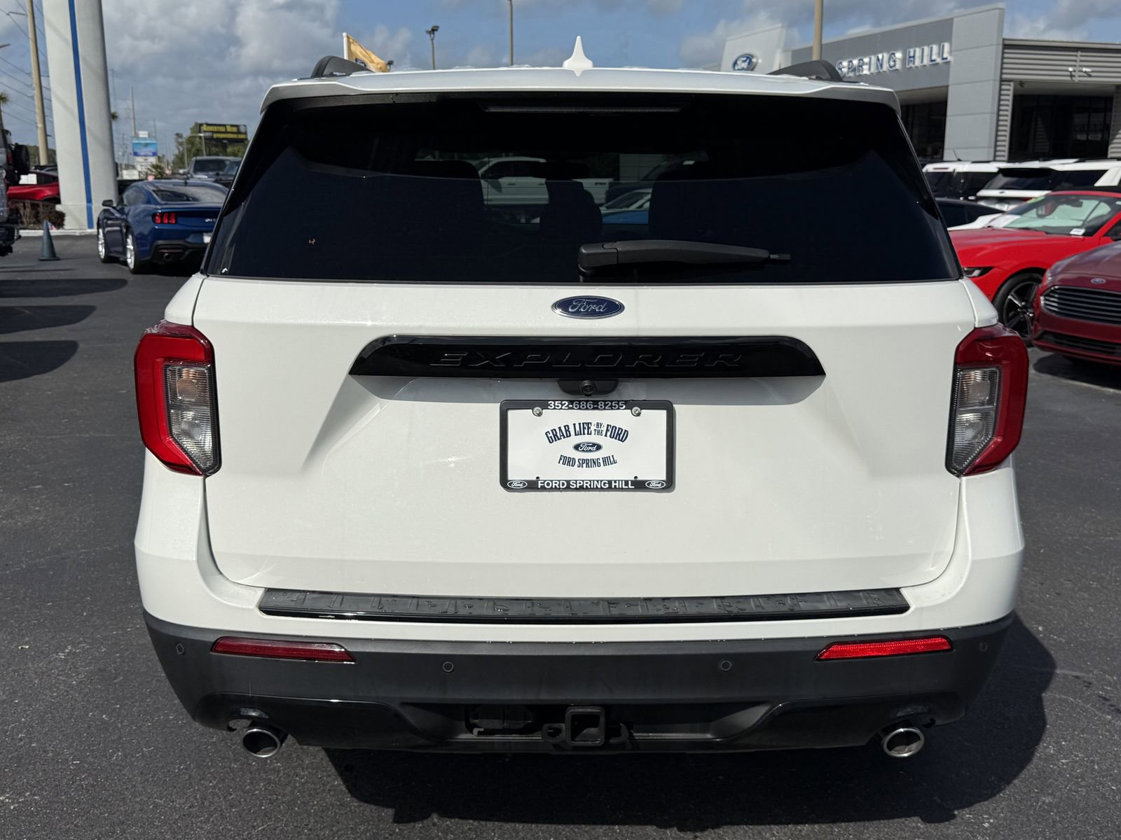 Certified 2022 Ford Explorer ST-Line w/ Class IV Trailer Tow Package RWD image 5