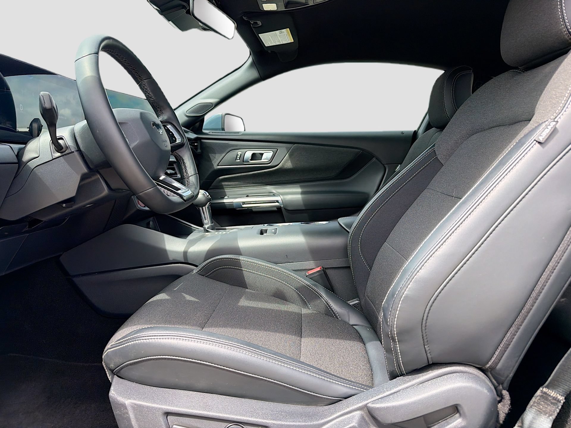 Certified 2025 Ford Mustang Coupe RWD image 21