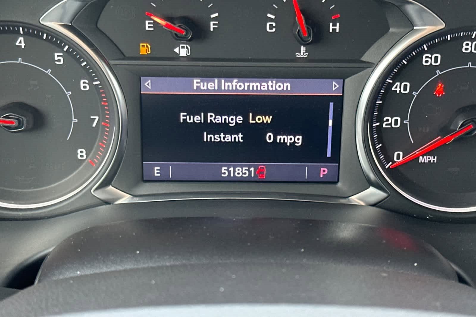 Used 2023 GMC Acadia SLT image 28