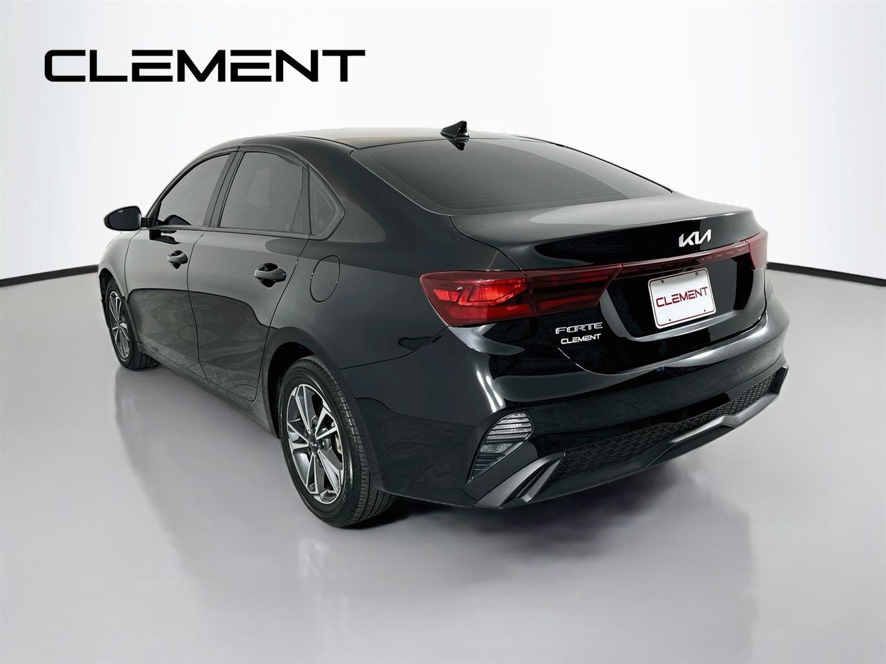 Used 2024 Kia Forte LXS FWD image 10