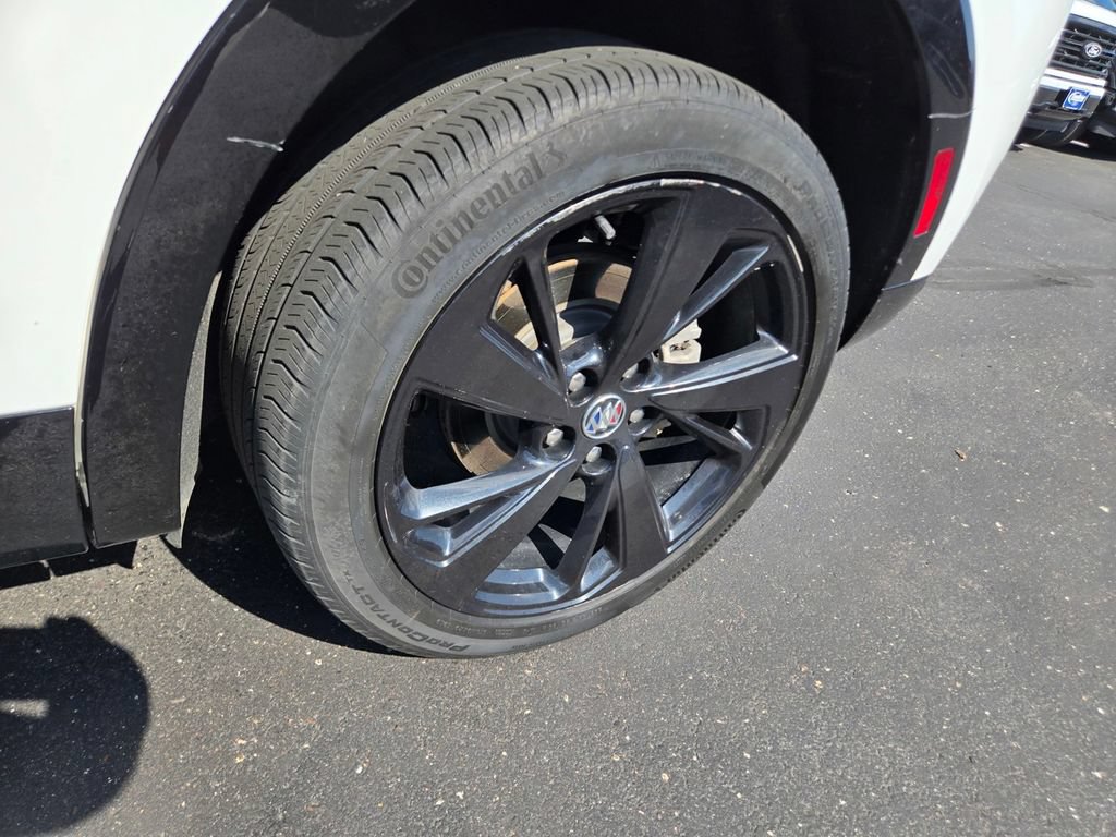 Used 2022 Buick Envision Preferred FWD image 47