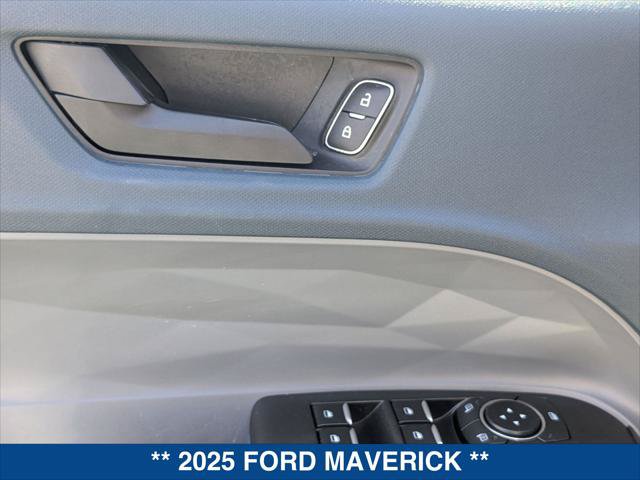 Certified 2025 Ford Maverick Lobo AWD/4WD image 11