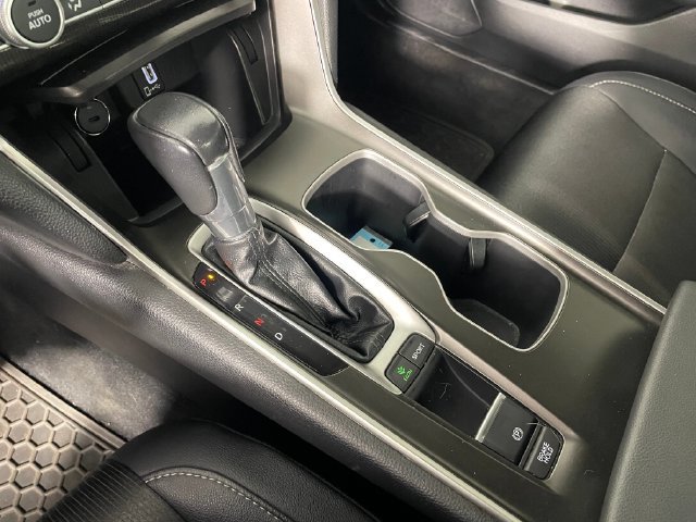 Used 2019 Honda Accord Sport image 9