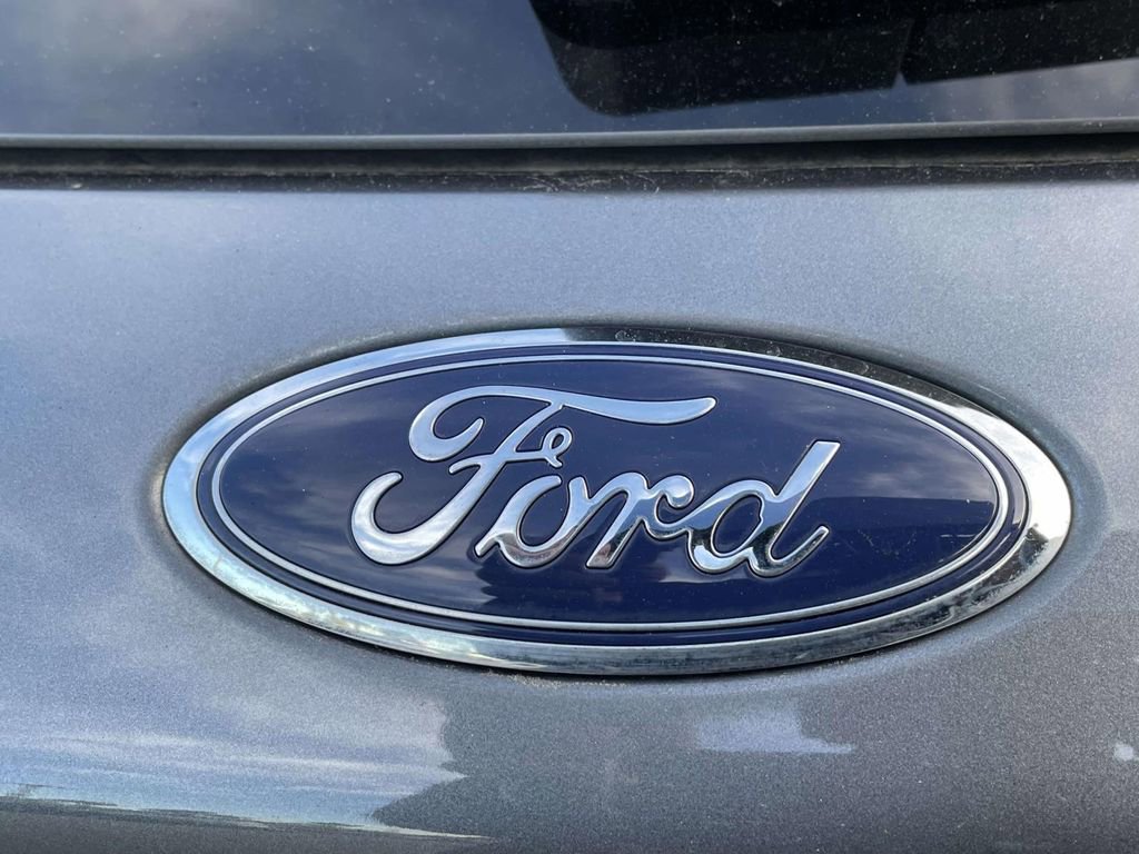 Certified 2022 Ford Escape SE w/ Convenience Package image 9