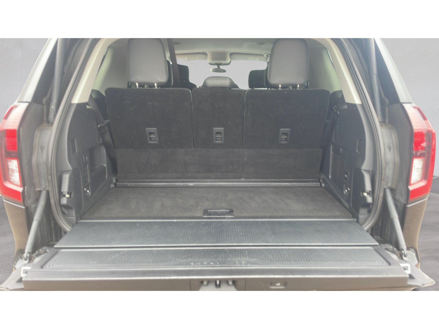 Certified 2026 Ford Expedition Active AWD/4WD image 14