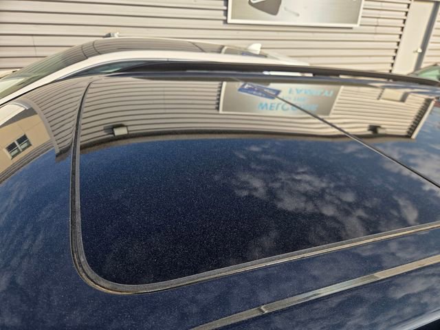 Certified 2024 Ford Explorer ST-Line w/ Class IV Trailer Tow Package image 5