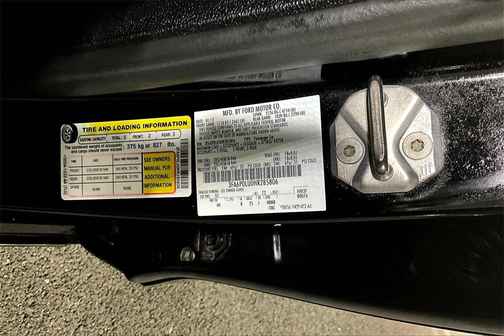 Certified 2017 Ford Fusion SE w/ Equipment Group 601A image 32