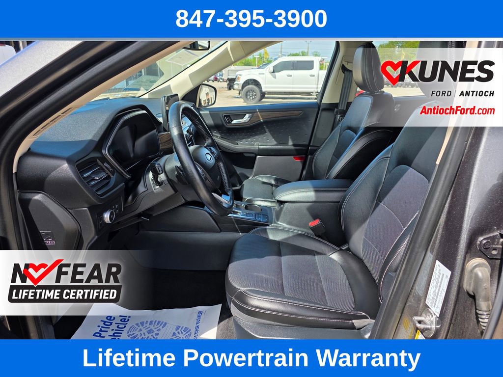 Certified 2020 Ford Escape Titanium AWD/4WD image 15