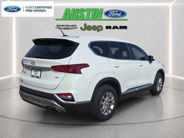 Used 2019 Hyundai Santa Fe SE AWD/4WD image 5