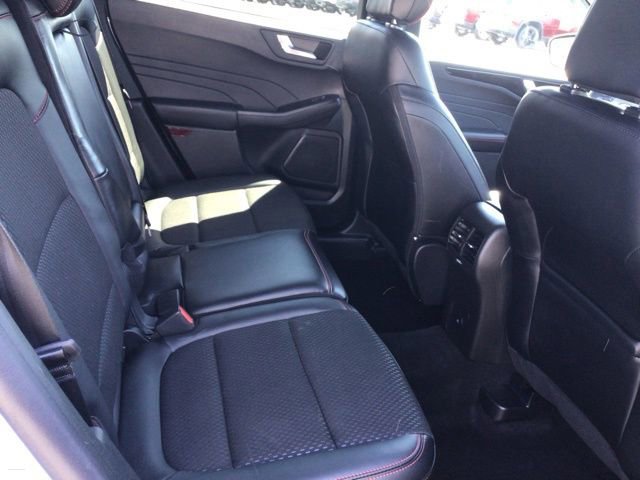 Certified 2025 Ford Escape ST-Line Elite w/ Class II Trailer Tow Package AWD/4WD image 21