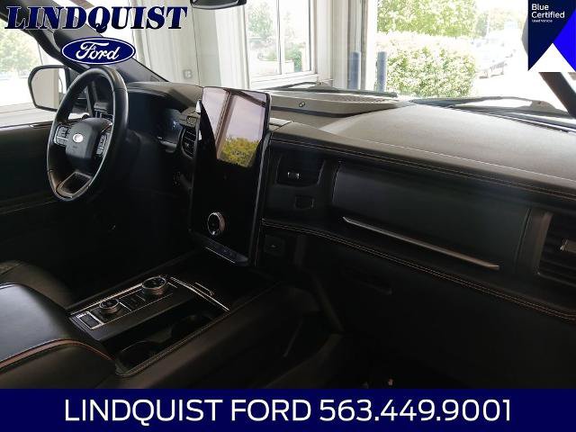 Certified 2023 Ford Expedition Platinum AWD/4WD image 15