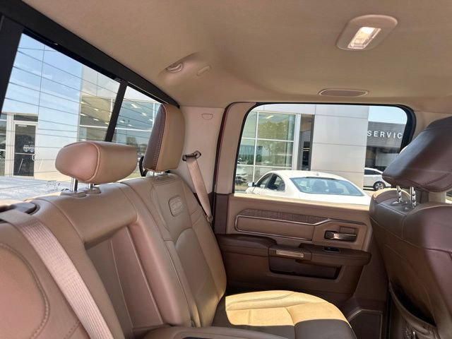 Used 2022 RAM 2500 Limited AWD/4WD image 16