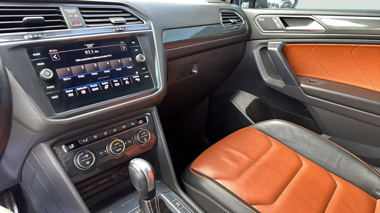 Used 2021 Volkswagen Tiguan SEL Premium R-Line image 20