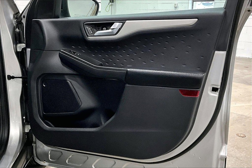 Certified 2020 Ford Escape SE Sport image 23