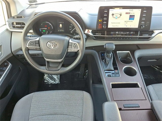 Used 2021 Toyota Sienna LE image 13