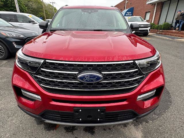 Certified 2023 Ford Explorer XLT w/ Equipment Group 202A AWD/4WD image 2