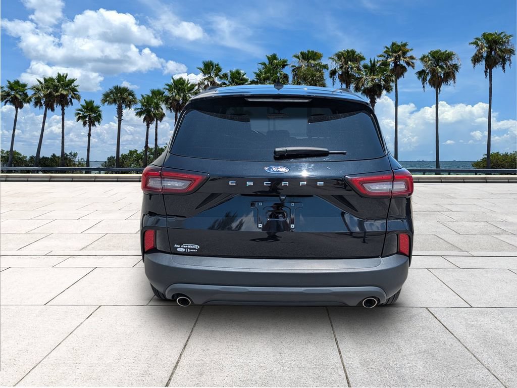 Certified 2025 Ford Escape ST-Line FWD image 7