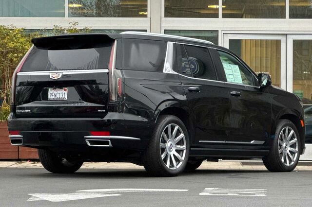 Used 2023 Cadillac Escalade Premium Luxury Platinum image 4
