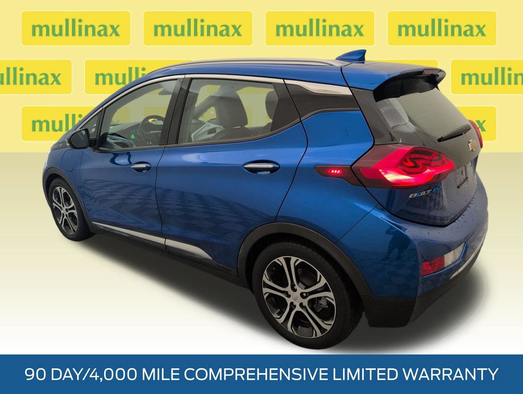 Used 2021 Chevrolet Bolt Premier w/ Infotainment Package FWD image 9
