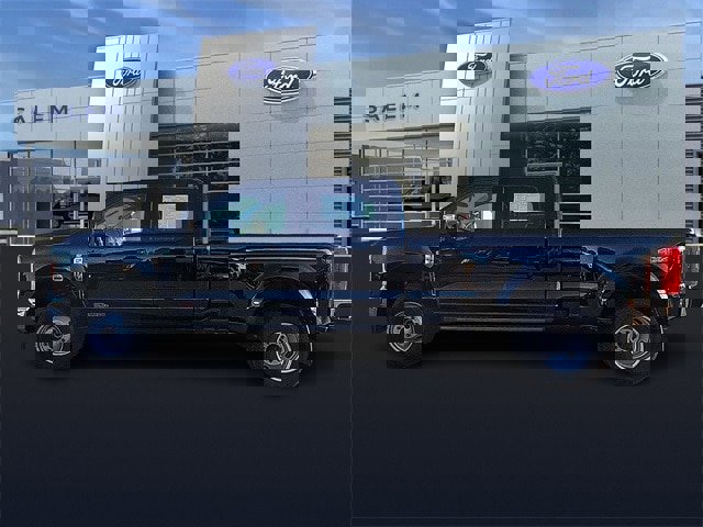 Certified 2025 Ford F350 XLT w/ Snow Plow/Camper Package image 5