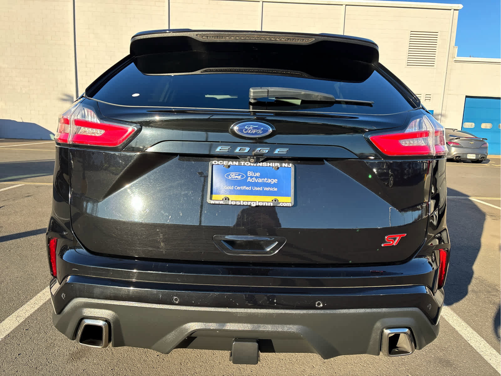 Certified 2022 Ford Edge ST image 3