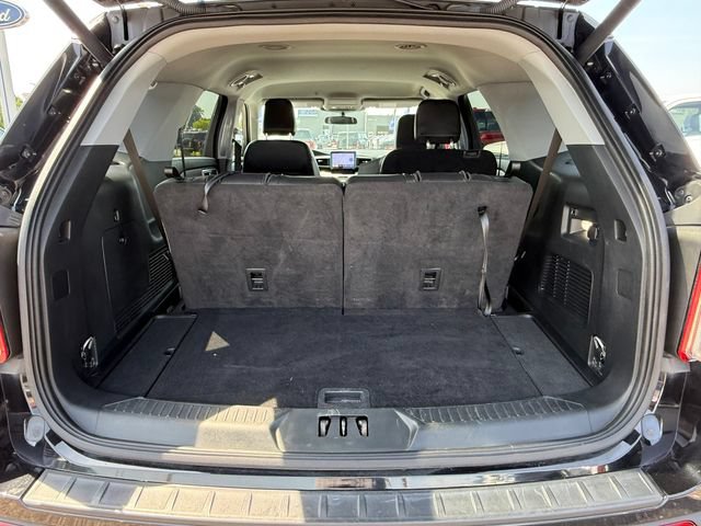 Certified 2023 Ford Explorer XLT w/ Equipment Group 202A AWD/4WD image 27