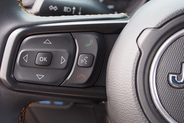 Used 2024 Jeep Wrangler Sport w/ Convenience Group image 21