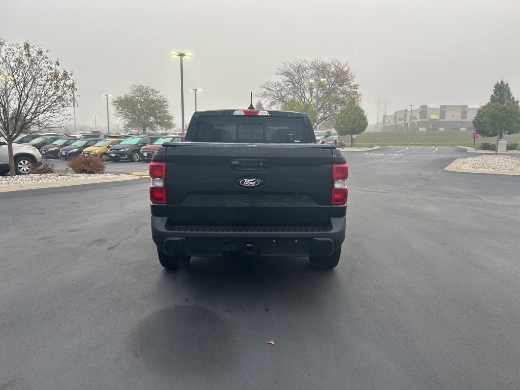 Certified 2025 Ford Maverick Lariat w/ Black Appearance Package AWD/4WD image 7