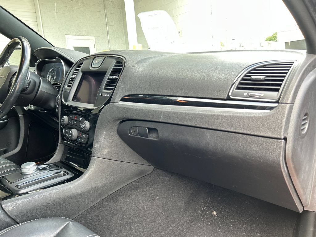 Used 2021 Chrysler 300 S RWD image 15