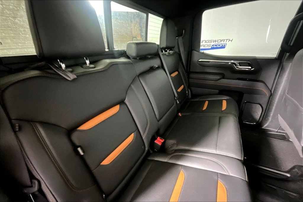 Used 2023 GMC Sierra 1500 AT4 w/ AT4 Premium Package AWD/4WD image 22