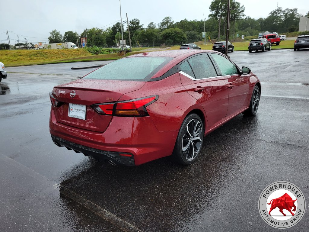Used 2024 Nissan Altima 2.5 SR FWD image 6