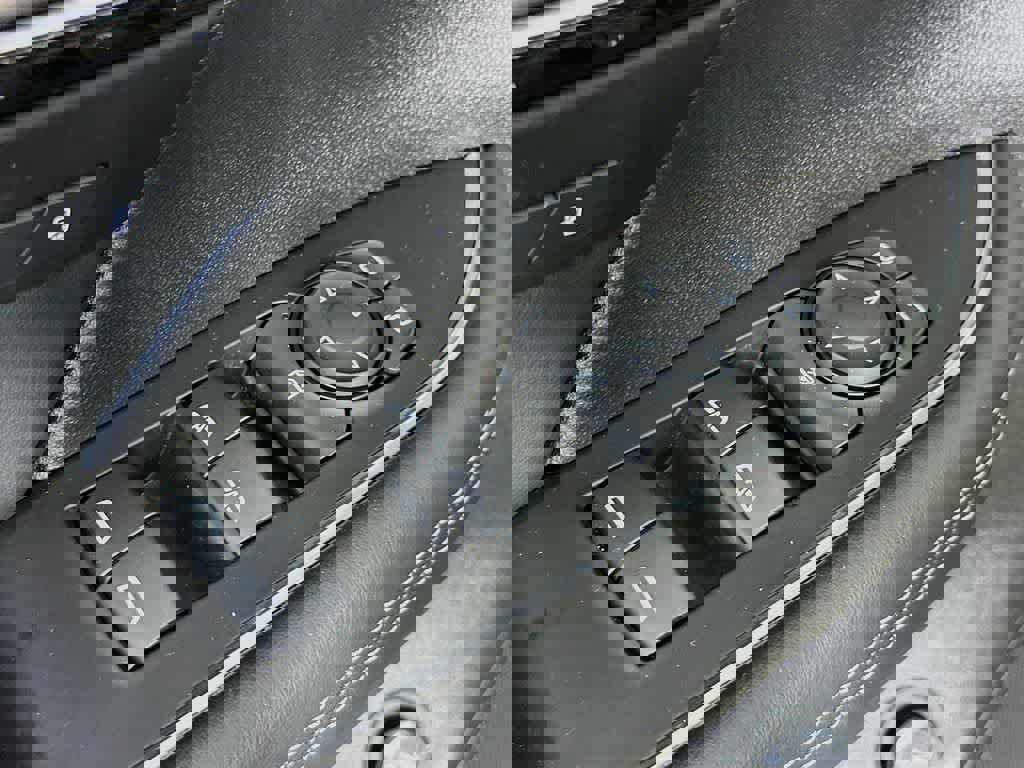 Used 2023 Buick Envision Essence w/ Sport Touring Package image 29