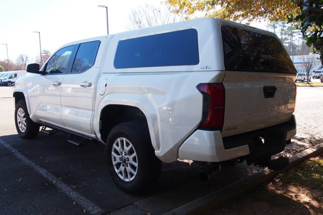 Used 2024 Toyota Tacoma SR5 image 5