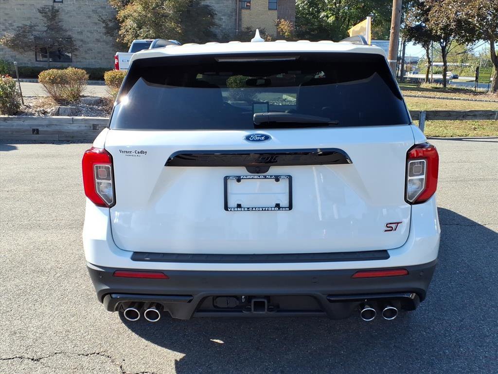 Certified 2022 Ford Explorer ST w/ Equipment Group 401A image 3