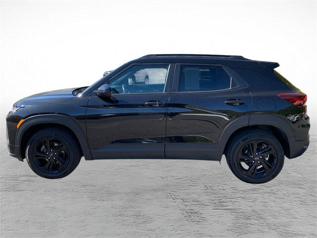 Used 2022 Chevrolet TrailBlazer RS w/ Technology Package AWD/4WD image 4