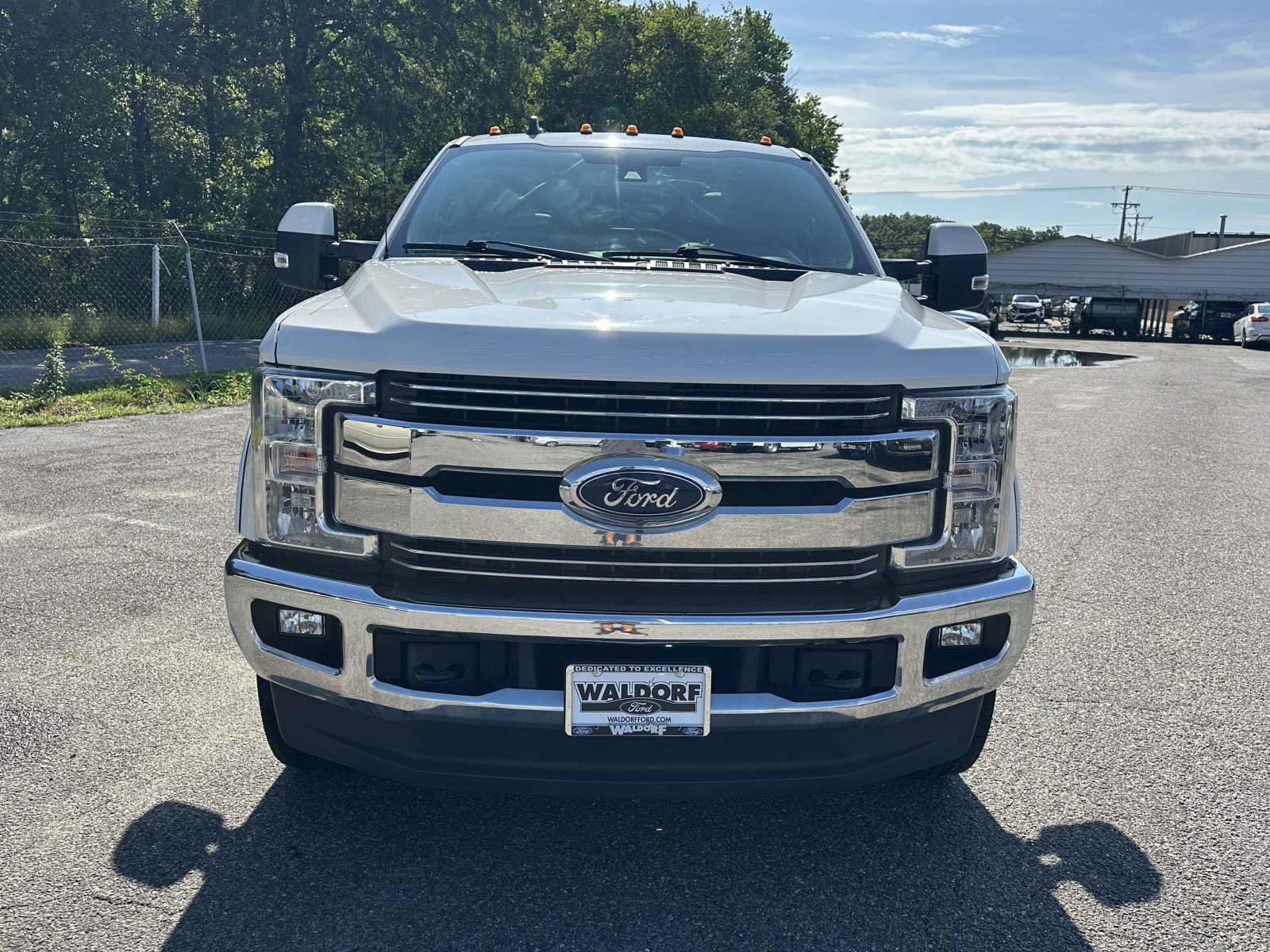 Certified 2019 Ford F350 Lariat w/ Lariat Ultimate Package AWD/4WD image 2