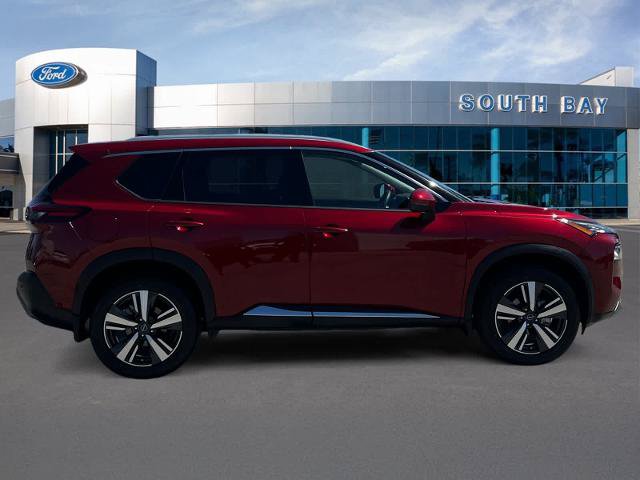 Used 2023 Nissan Rogue SL w/ SL Premium Package FWD image 6