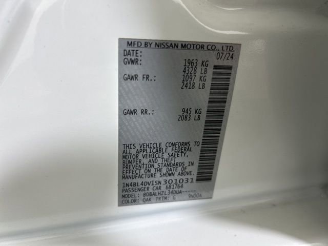 Used 2025 Nissan Altima 2.5 SV FWD image 21