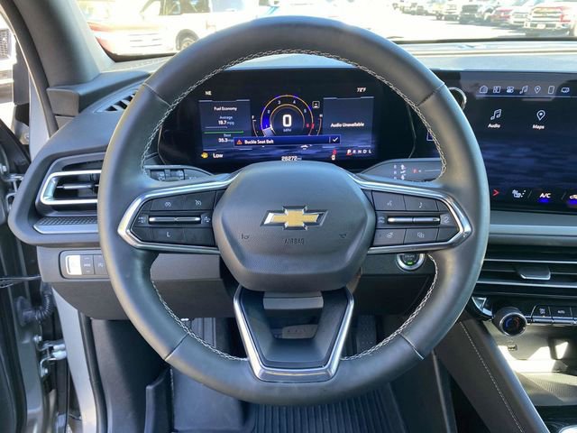 Used 2025 Chevrolet Traverse LT w/ Driver Confidence Package image 21