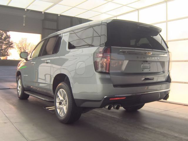 Used 2024 Chevrolet Suburban Premier AWD/4WD image 3