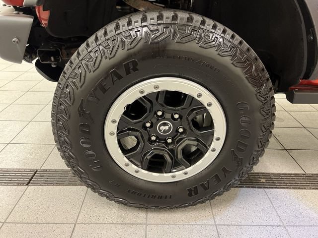 Certified 2022 Ford Bronco Badlands w/ Sasquatch Package AWD/4WD image 9