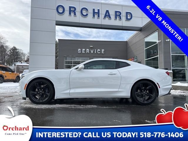 Used 2021 Chevrolet Camaro LT w/ Technology Package image 2