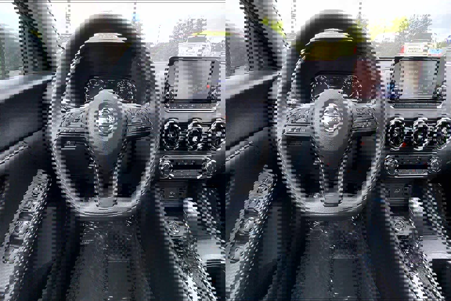 Used 2024 Nissan Sentra S image 8