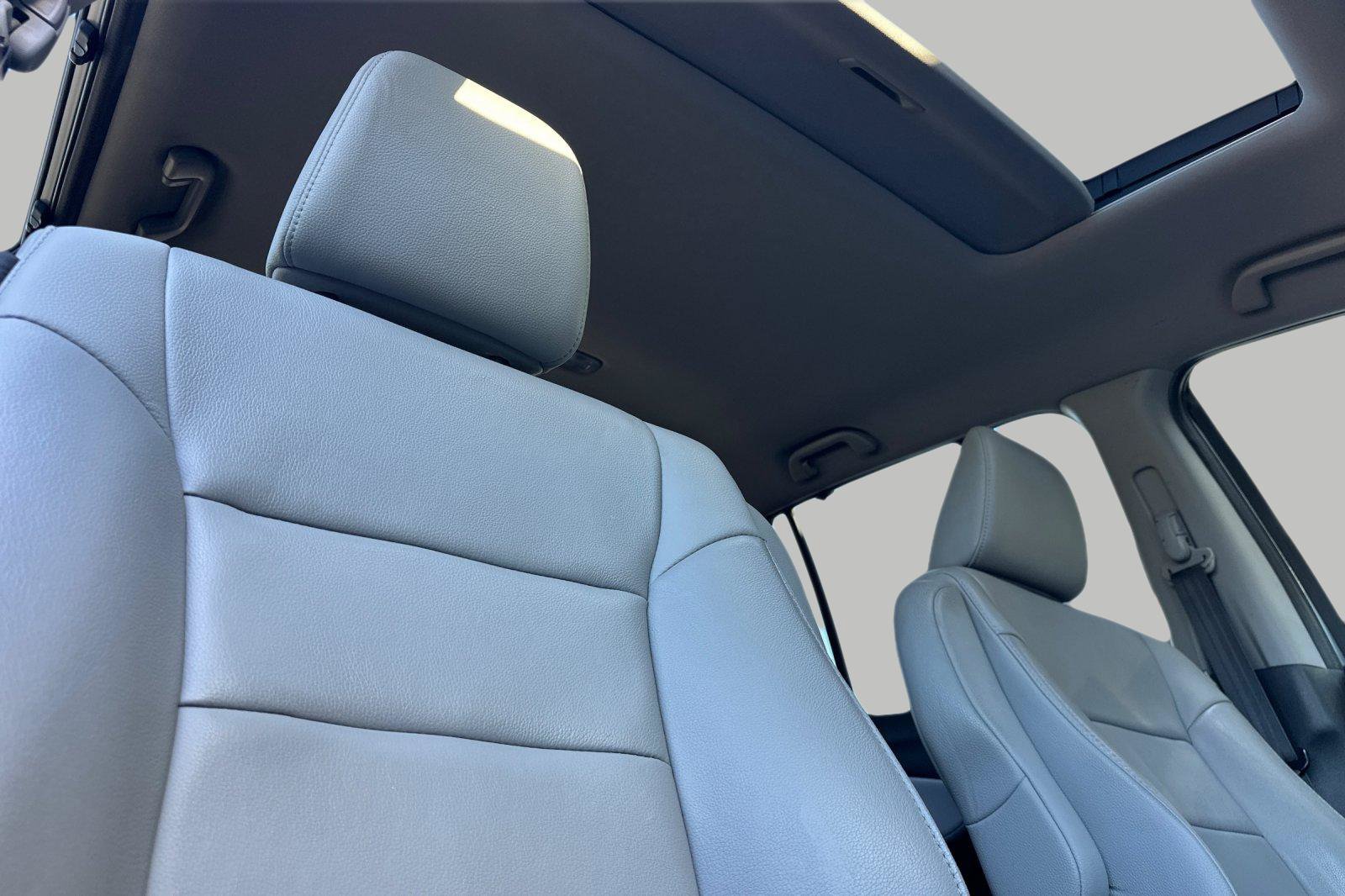 Used 2022 Honda Pilot Special Edition image 16