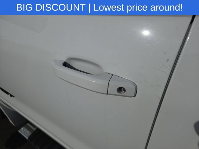Used 2018 Chevrolet Silverado 1500 LT w/ All Star Edition AWD/4WD image 19