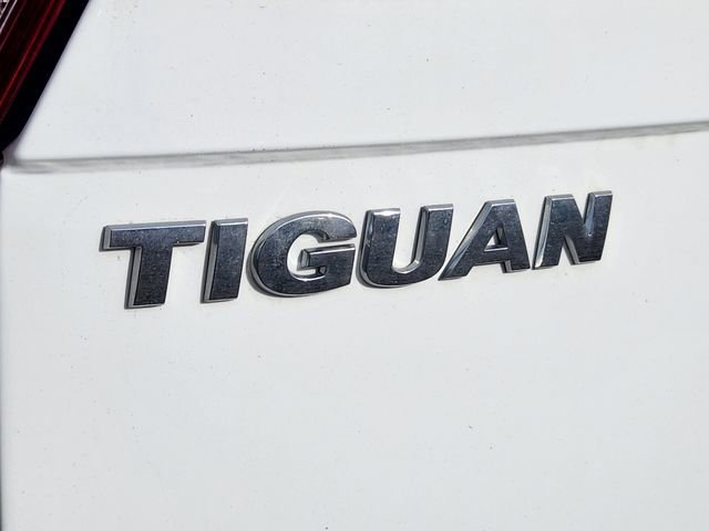Used 2020 Volkswagen Tiguan S image 19